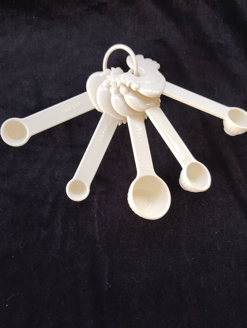 Paula Deen Rooster measuring spoons